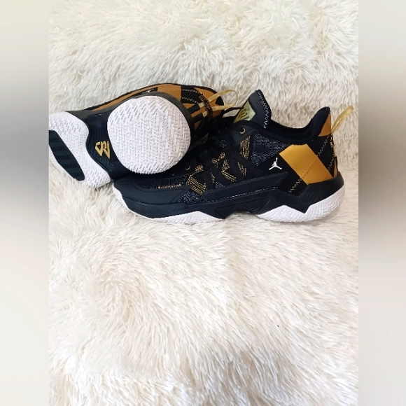 JORDAN ONE TAKE 2 - Picture 2 of 7